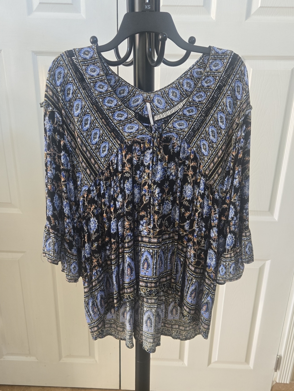 Oversized NWOT Free People Black and Blue Boho Tie-Front Tunic XS